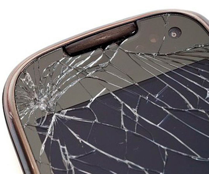 La crisis y el coste de los smartphones impulsan la reparación de móviles